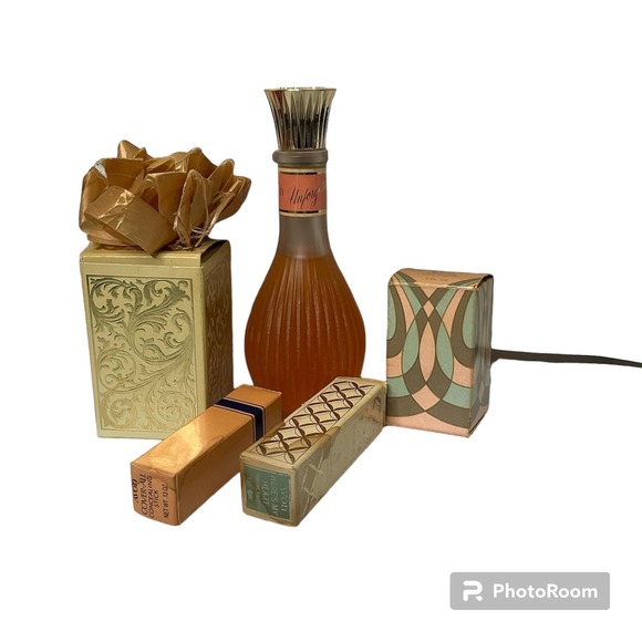 Vintage‎ Avon Lot Elusive Charisma Unforgettable Concealer Here's My Heart - Picture 2 of 16